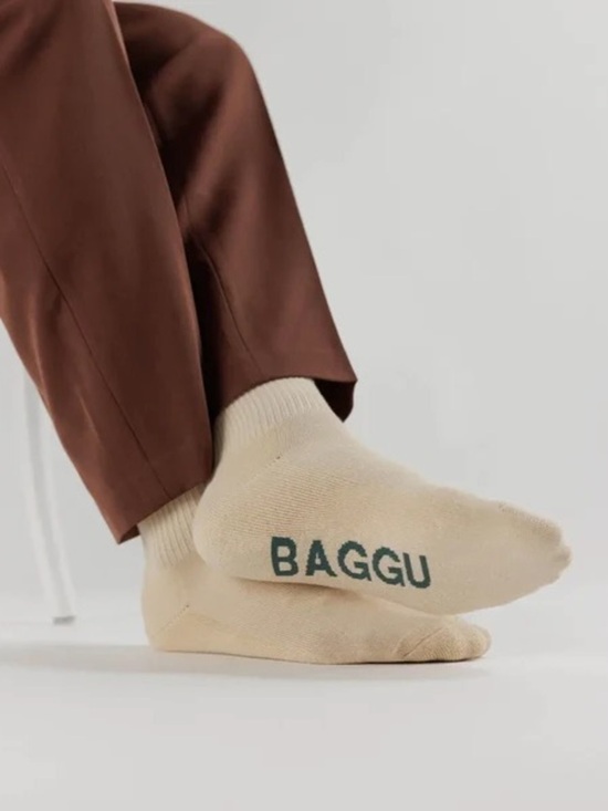 BAGGU Accessories - NWT BAGGU Ribbed Socks